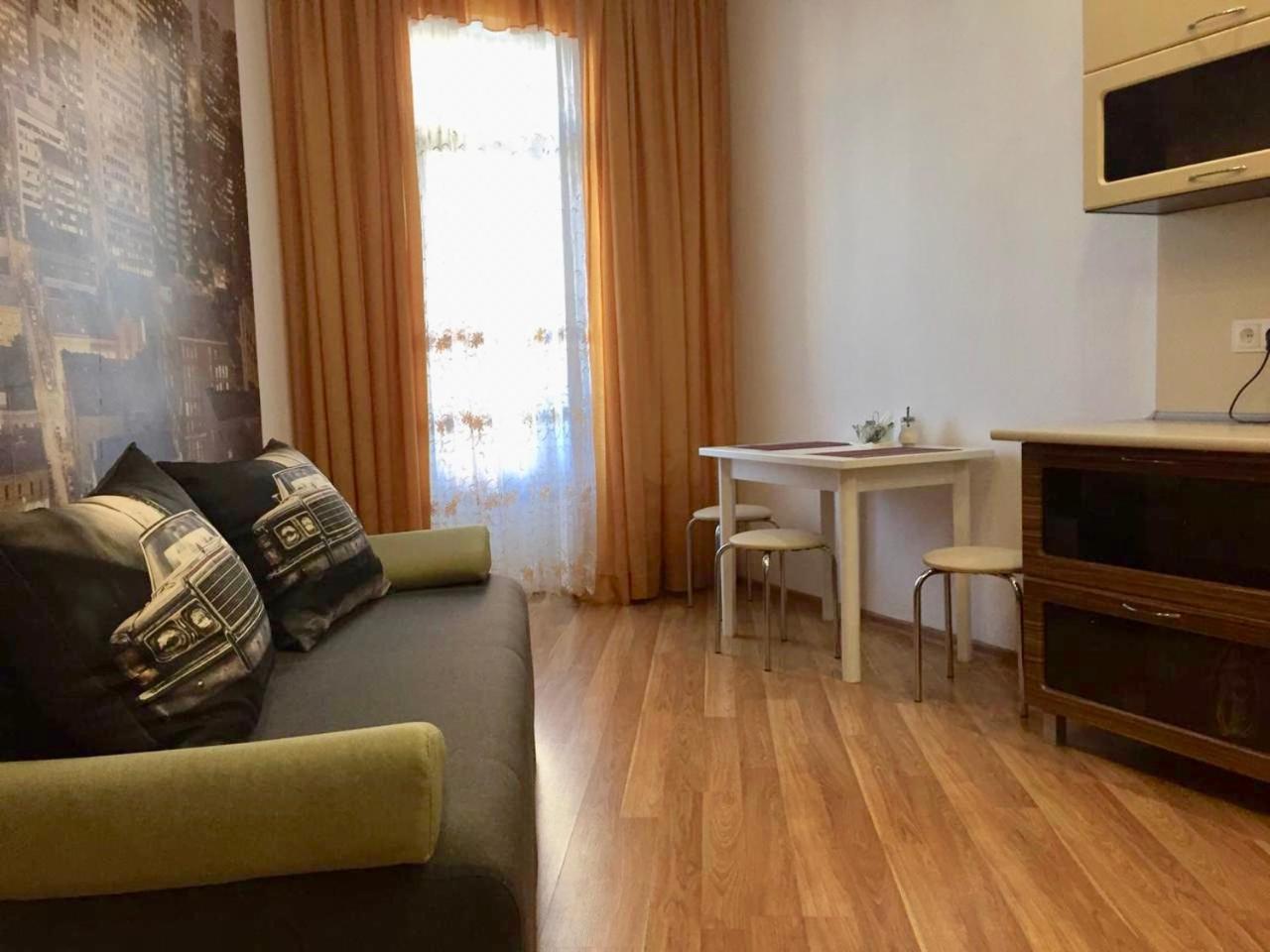 Light Apartments แชร์นีฮีฟ ภายนอก รูปภาพ