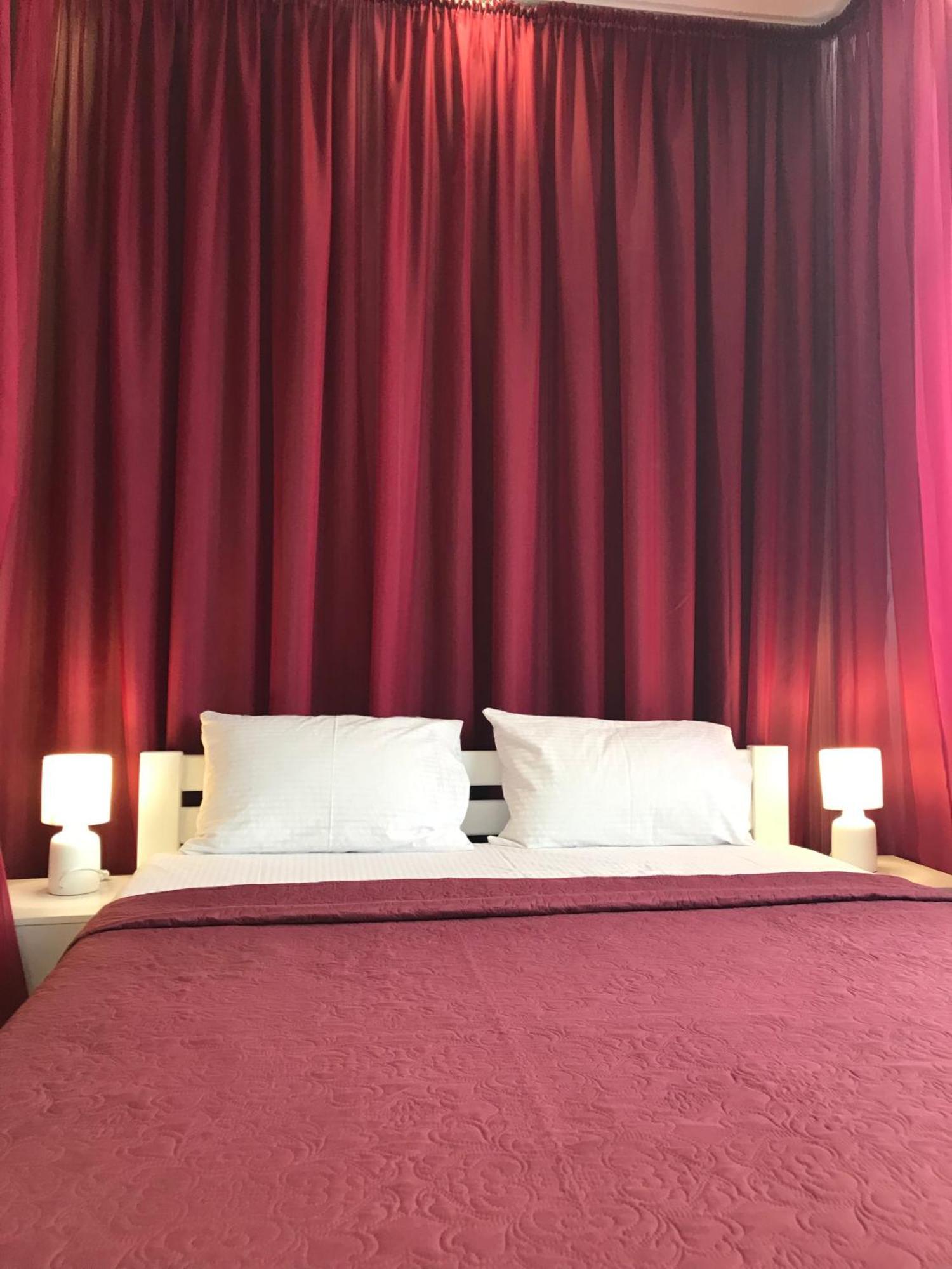 Light Apartments แชร์นีฮีฟ ภายนอก รูปภาพ