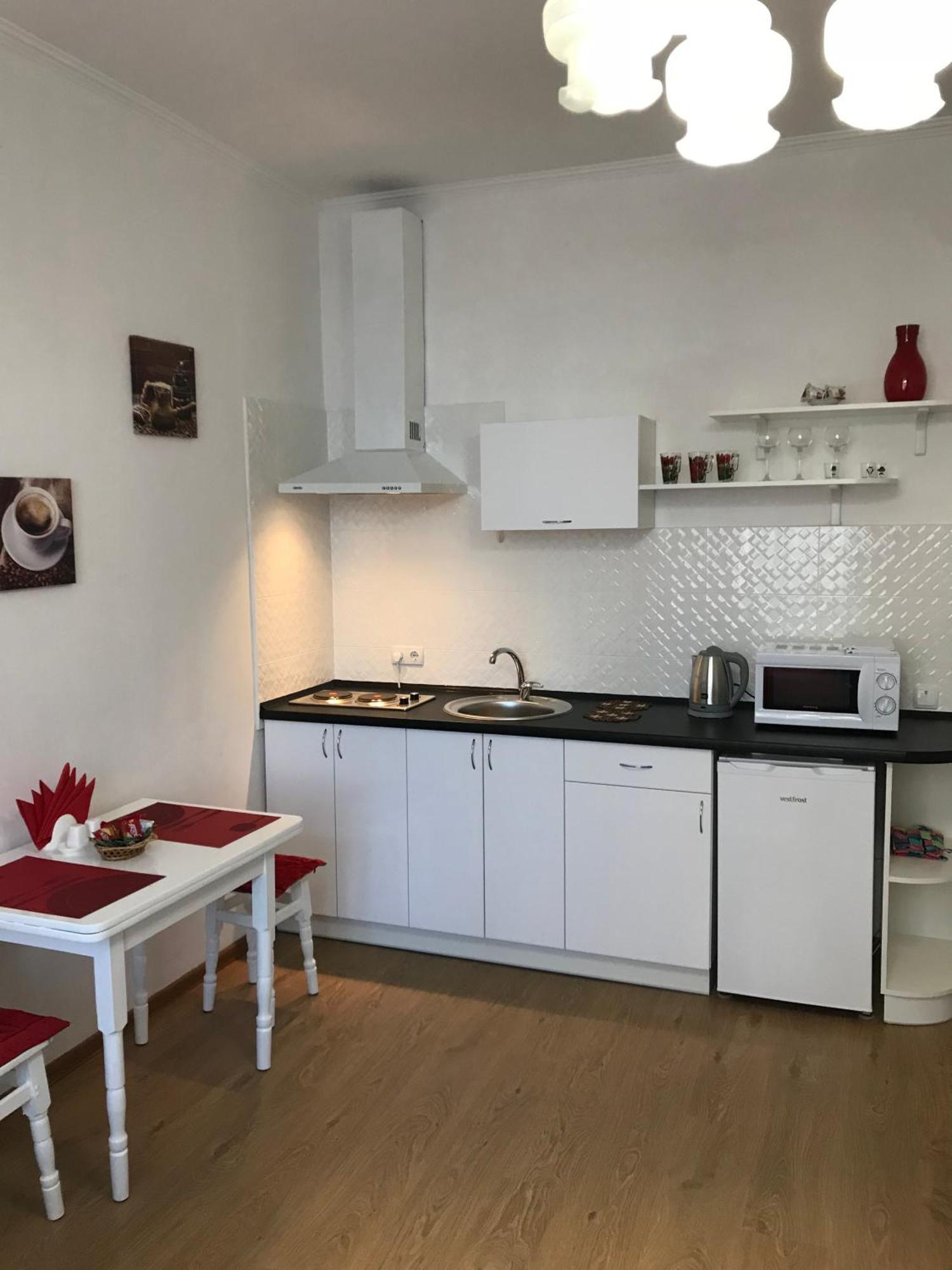 Light Apartments แชร์นีฮีฟ ภายนอก รูปภาพ